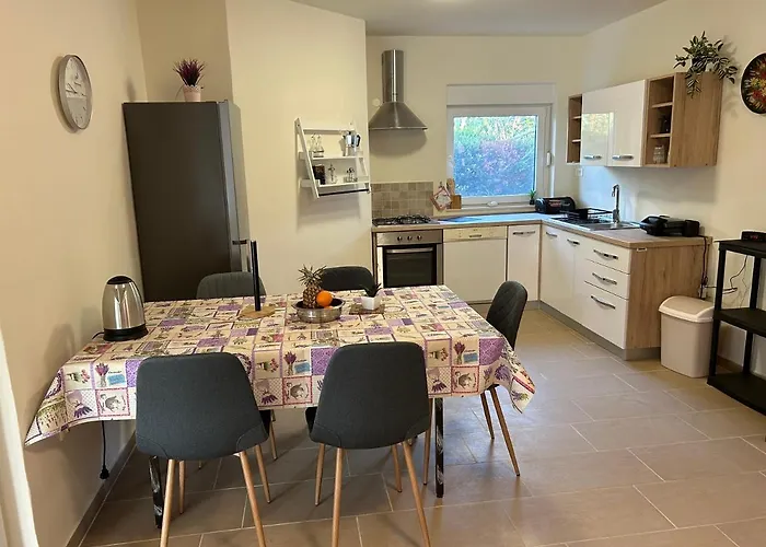 Casa vacanze Dora House With Wifi And Outdoor Swimming Pool