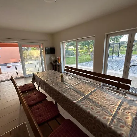 Ferienhaus Dora House With Wifi And Outdoor Swimming Pool