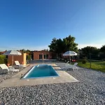 Dora House With Wifi And Outdoor Swimming Pool * Pula