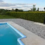 Holiday home Dora House With Wifi And Outdoor Swimming Pool *