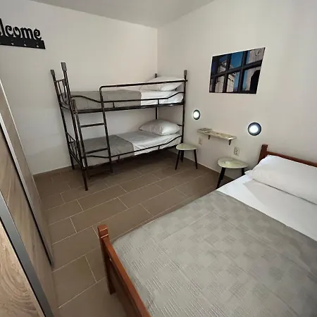 펜션 Dora House With Wifi And Outdoor Swimming Pool *